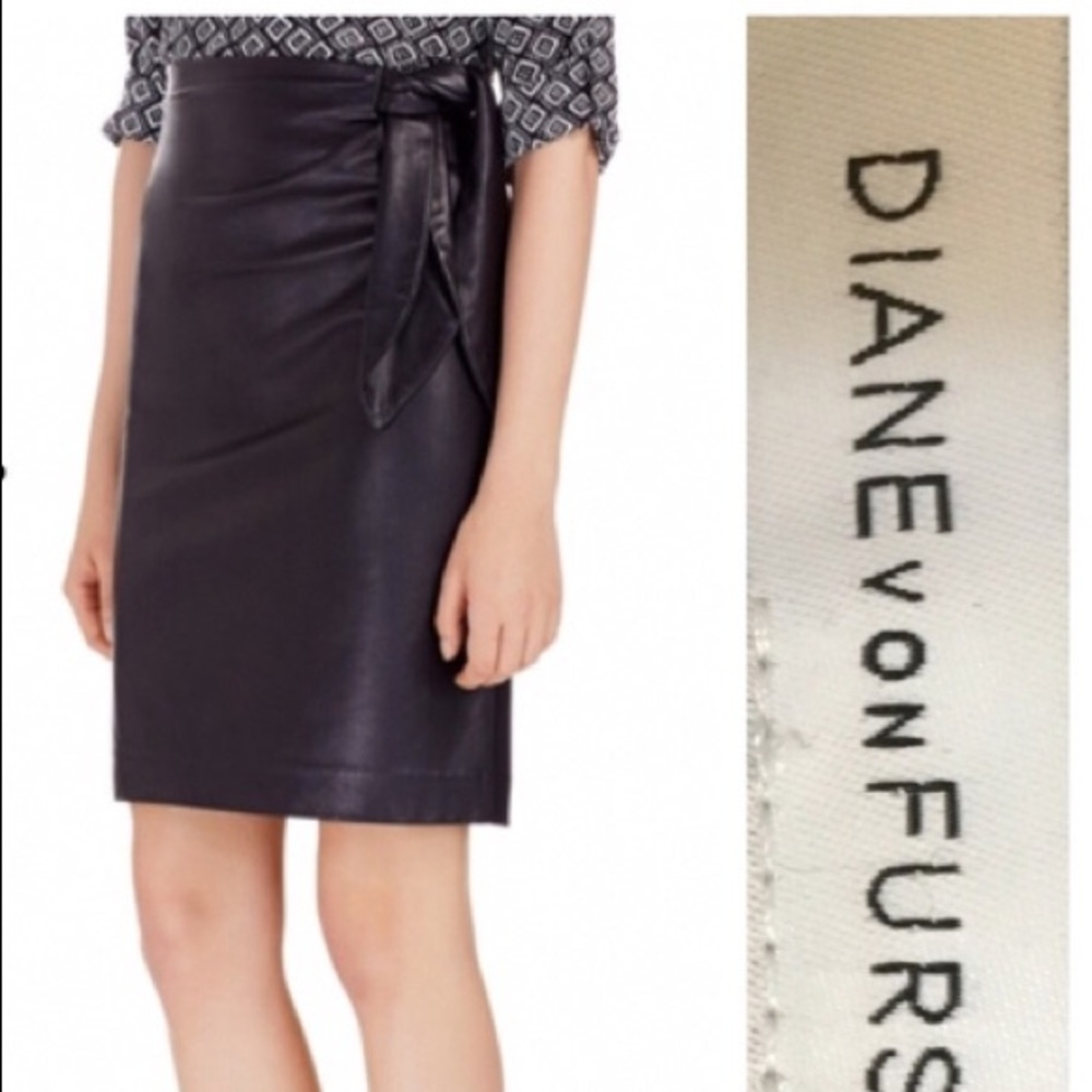 DVF Leather Skirt Sz 2 Black Roxanne Combo